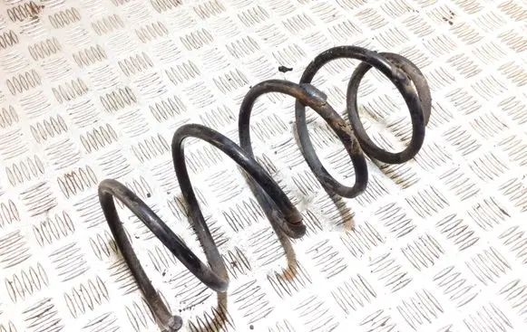 BMW 1 E81 E87 Front coil spring