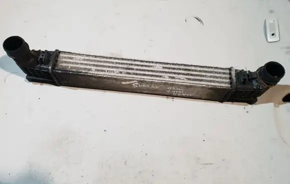 Volkswagen Sharan Intercooler radiator 7M0145805