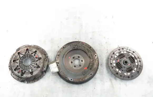 Mazda 2 Flywheel 8V217550BA