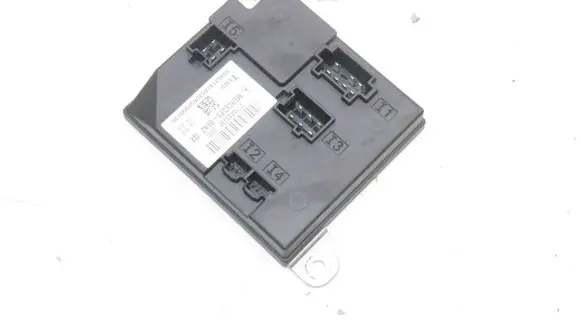 Mercedes-Benz E W211 Central body control module 2115455332