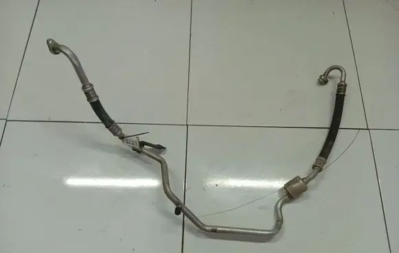 Air conditioning (A/C) pipe/hose