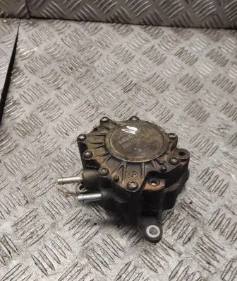 Volkswagen PASSAT B6 Vacuum pump 03g145209c