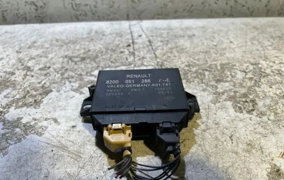 Renault Laguna II Parking PDC control unit/module 8200051286 220502 601747