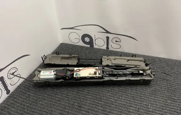Tailgate/trunk/boot lift motor