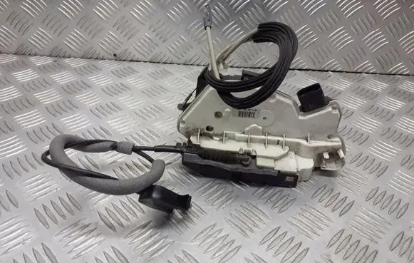 Seat Ibiza IV (6J,6P) Front door lock 15A5N1837015A