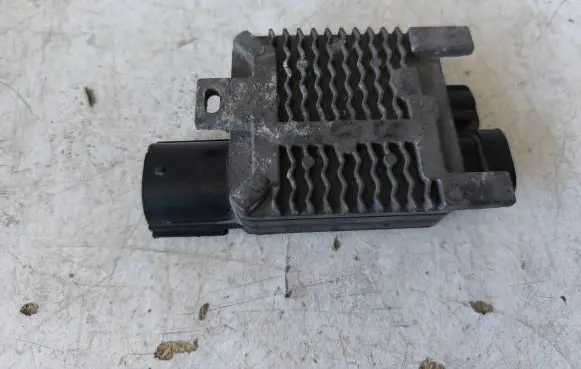 Ford Transit Coolant fan relay 940002904 000020659008