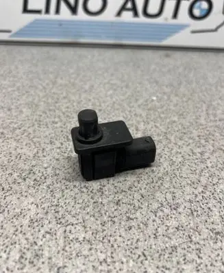 BMW 3 E46 Bonnet alarm switch sensor 8352229