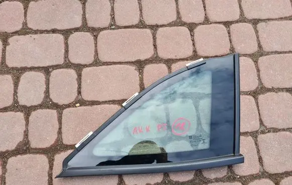 Opel Astra K Sliding door window/glass 