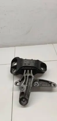 Renault Megane IV Engine mount bracket 112848459R