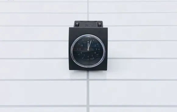 Volkswagen Phaeton Clock 3D0919204B