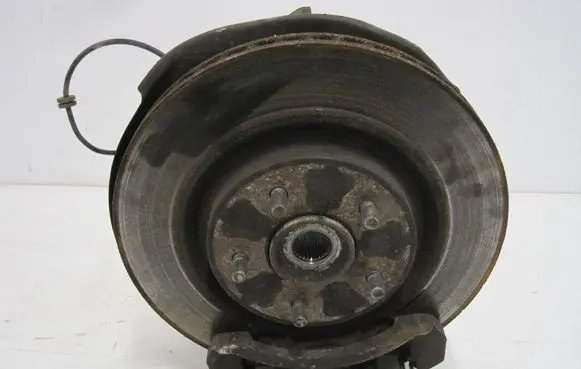 Nissan X-Trail T32 Front wheel hub spindle knuckle