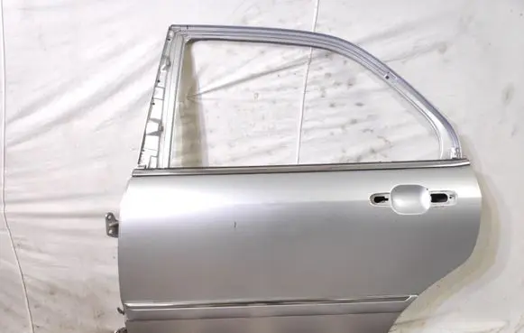 Honda Legend III KA9 Rear door