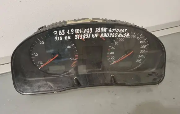 Volkswagen PASSAT B5 Speedometer (instrument cluster) 3B0920842A 110008962015