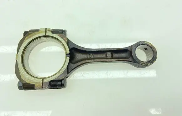 Subaru Forester SG Connecting rod/conrod 12100AA240 12100AA241