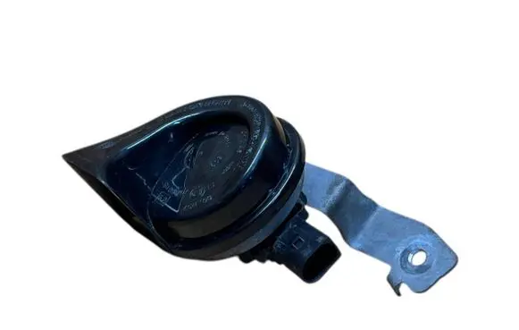 BMW 5 G30 G31 Horn signal 7342945 6033FB2479