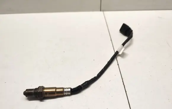Audi A5 Lambda probe sensor 06l906262e 859202
