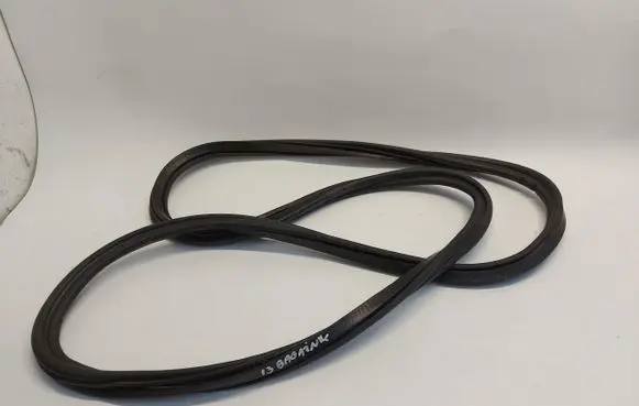 BMW i3 Trunk rubber seal (body) BMWI3Usz503395