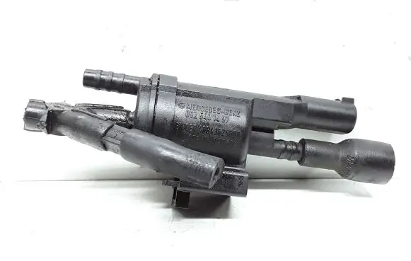 Mercedes-Benz C W204 Turbo solenoid valve 0025401497