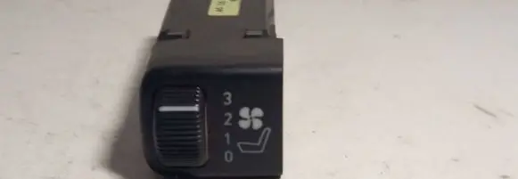 Saab 9-5 Seat heating switch 4616504 W820K