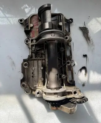 Seat Ibiza IV (6J,6P) Oil pump balance shaft 045103127d