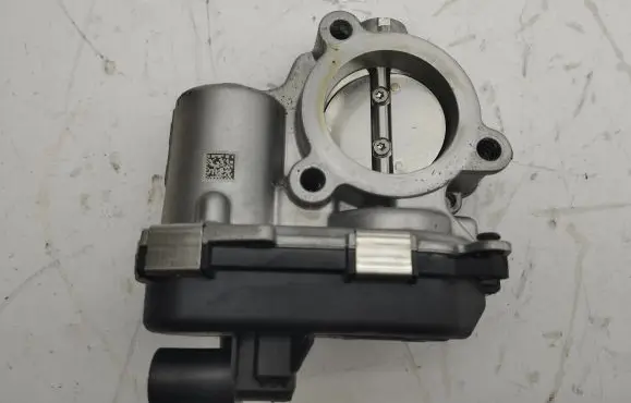 Audi A3 8Y Throttle valve 05C133062