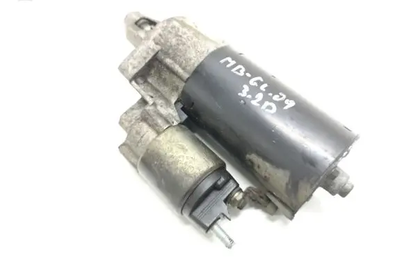 Mercedes-Benz GL X164 Starter motor A0061516101 0001115070