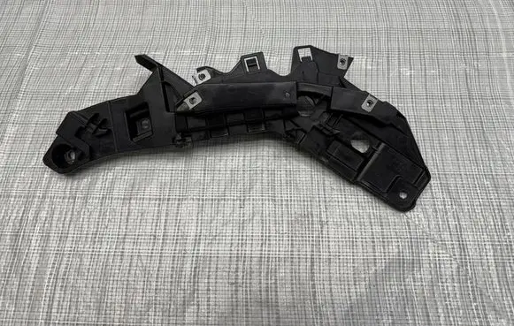 Ram ProMaster Front fog light trim/grill 1391283080