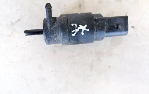 Mercedes-Benz S W220 Windscreen/windshield washer pump 3090179232 30.90179232