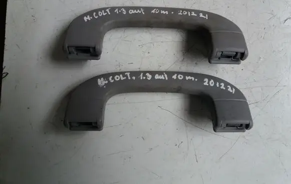 Mitsubishi Colt Rear interior roof grab handle 3011641
