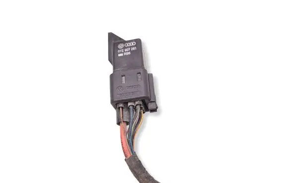 Mercedes-Benz Sprinter W906 Glow plug pre-heat relay 0281003028 07Z907281