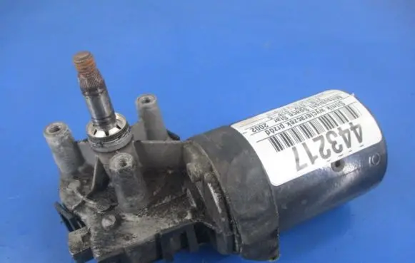 Mitsubishi Space Star Front wiper linkage and motor