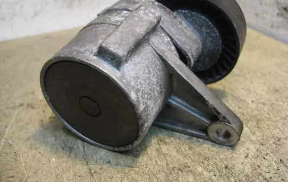 Volvo S80 Alternator belt tensioner 30637141 20I132KWTURBO F2270786
