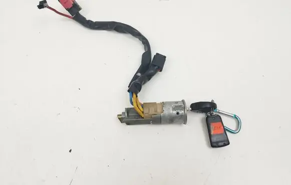 Peugeot 206 CC Ignition lock 369023