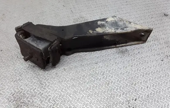 Suzuki Jimny Engine mount bracket