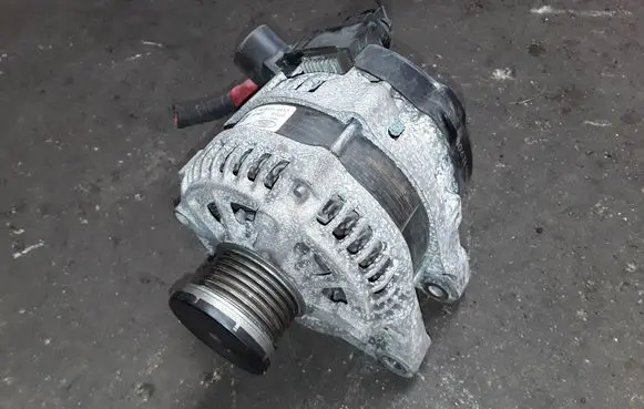 Ford Fiesta Generator/alternator CV6T10300FA