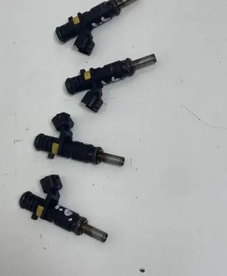 Mini Cooper Countryman R60 Fuel injector 3171221 V752817680