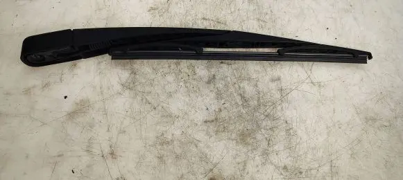 Hyundai ix35 Rear wiper blade arm