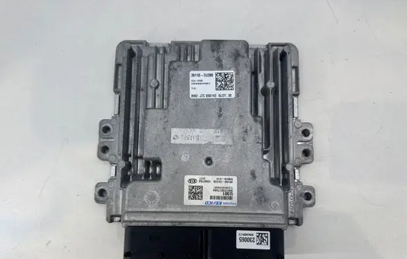 KIA Xceed Engine control unit/module 391992U100