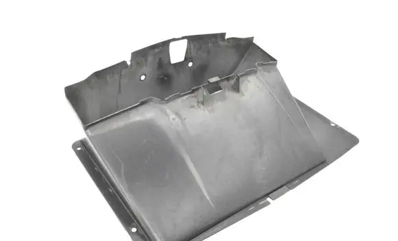 BMW 3 E30 Intercooler air guide/duct channel 51711939304 1939304 19393040