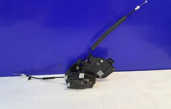Jaguar XJ X351 Front door lock EW93203A28BG
