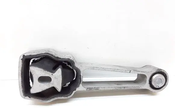 Volvo XC60 Engine mount bracket