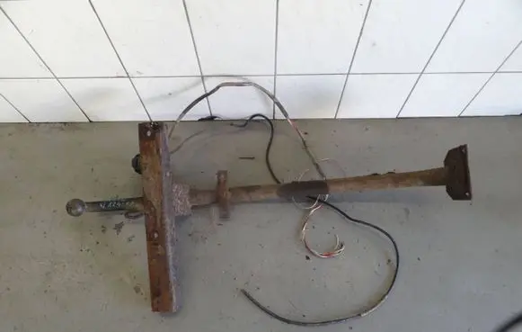 Mercedes-Benz E W124 Tow bar 