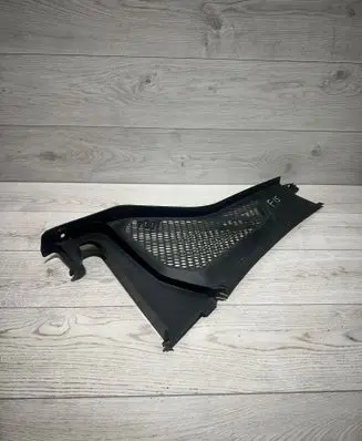 BMW X5 F15 Wiper trim 9245593 15671610 068570000