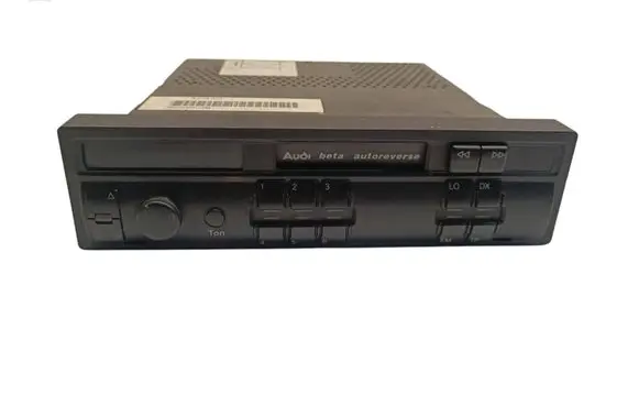Audi A4 S4 B5 8D Radio/CD/DVD/GPS head unit 4d0035152