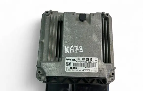 Audi Q3 8U Engine control unit/module ECU 04L907309AB 0281031786