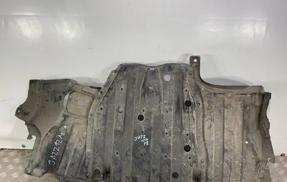 Honda Jazz Engine splash shield/under tray 74165
