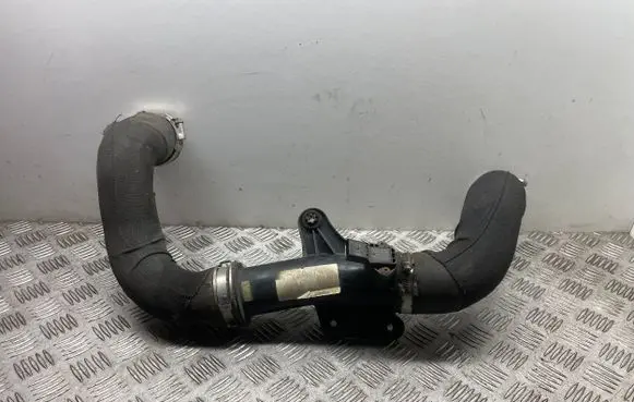 Audi A4 S4 B8 8K Intercooler hose/pipe 8K0145673AB 8K0145709E 8K0145737R