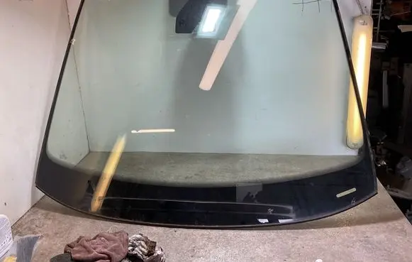 Volkswagen ID.3 Front windscreen/windshield window 43R012610 E000231
