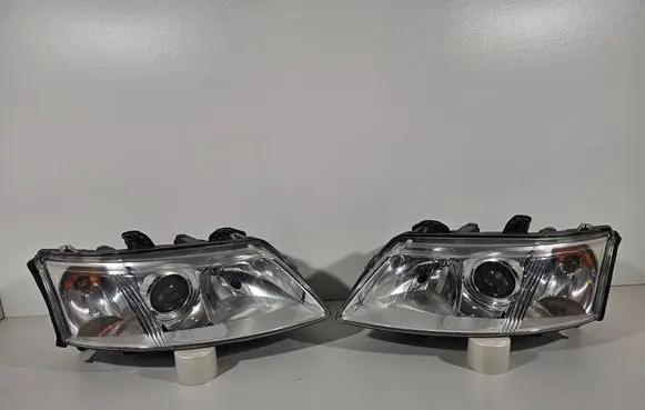 Saab 9-3 Ver2 Headlights/headlamps set 