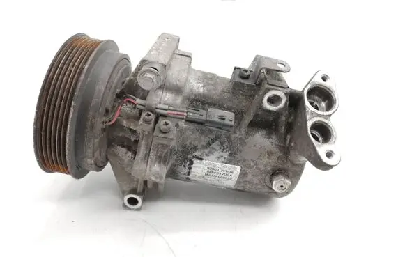Nissan Juke I F15 Air conditioning (A/C) compressor (pump) 926003VD0A